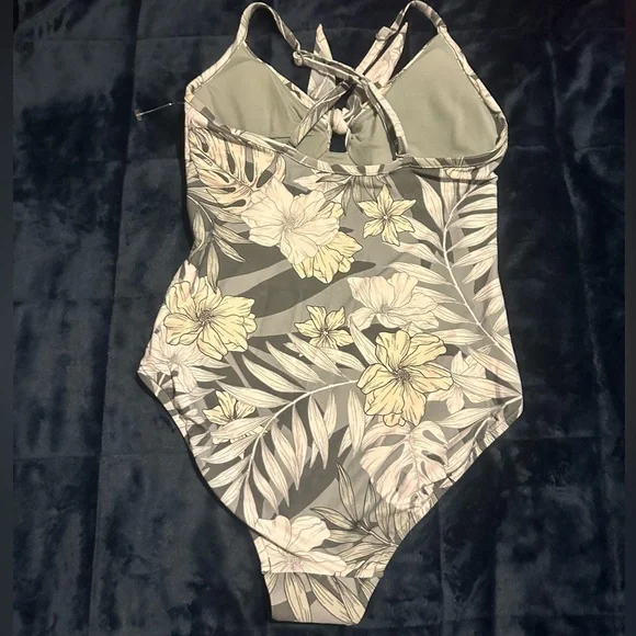 NWOT Seafolly Copacabana Tie Front One Piece size 6 us